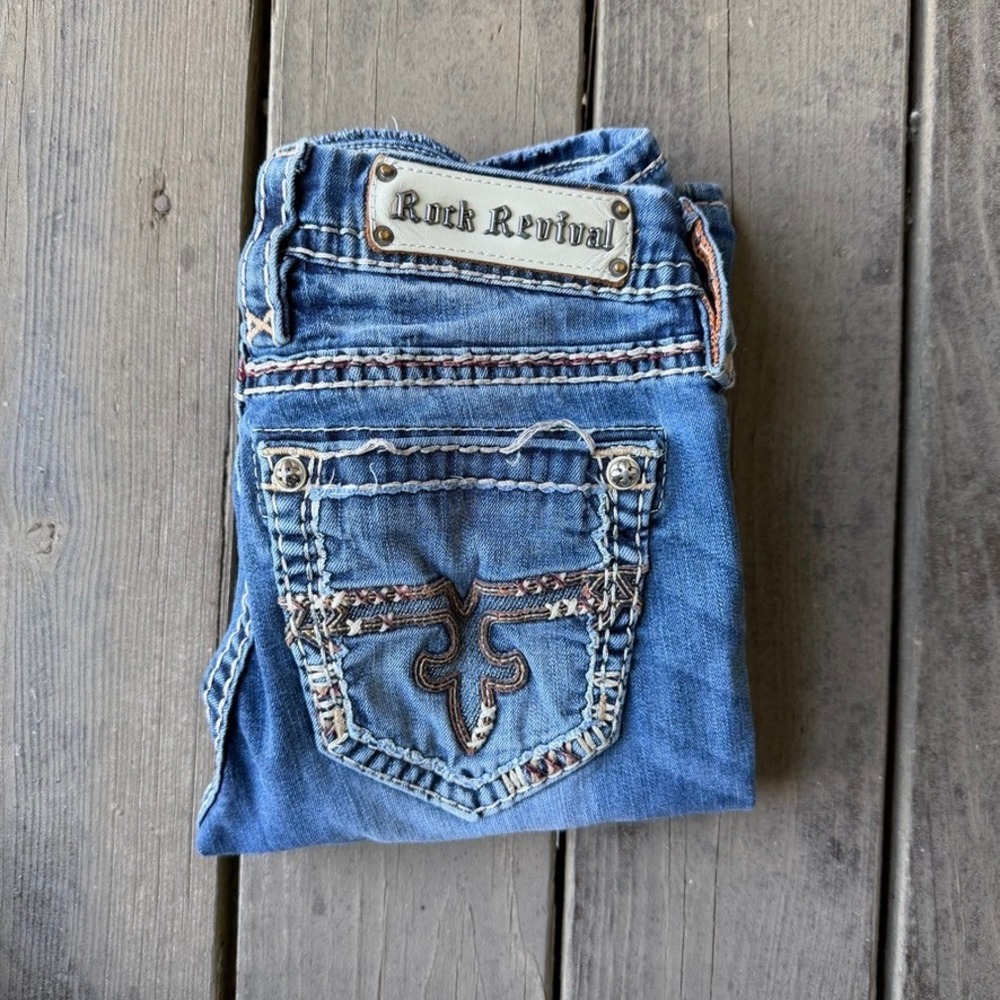 Rock Revival Elvina Straight Leg Distressed Embroidered Blue Jeans Size 28